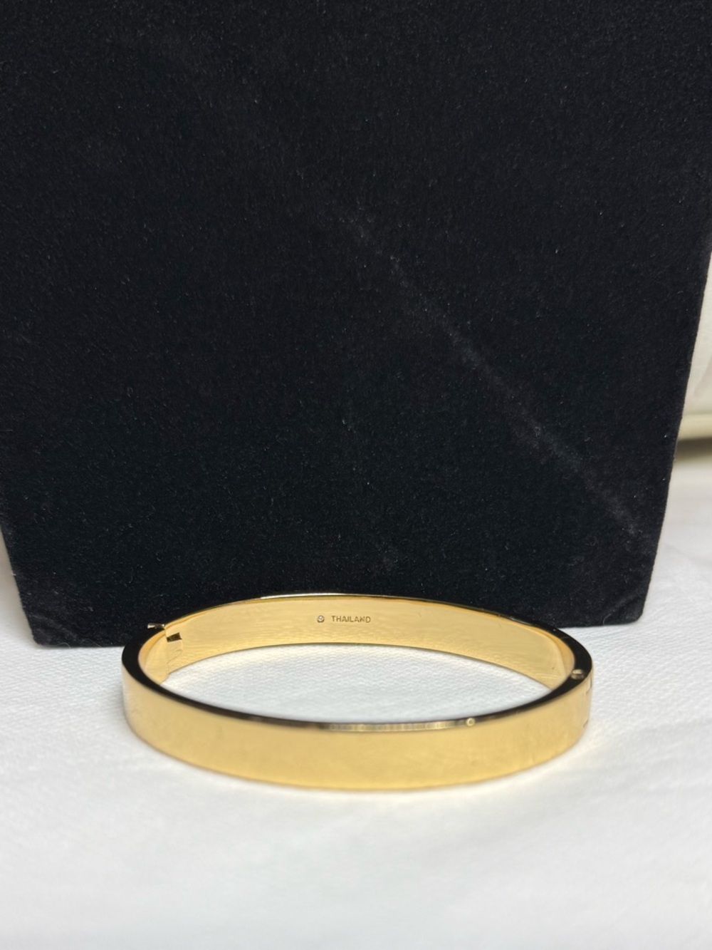 LOWSTART Coach Gold-Tone Red Glitter C Accent Bangle Bracelet w/Dustbag - Picture 14 of 16
